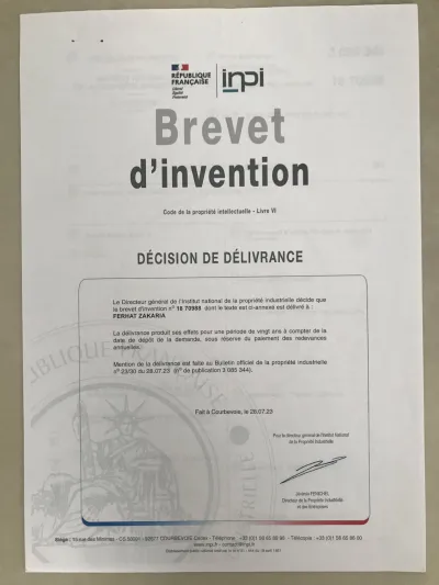 3D cinema in a boat.