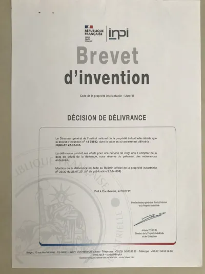 Cinema 3D and 3D Seat against Phobia in Train